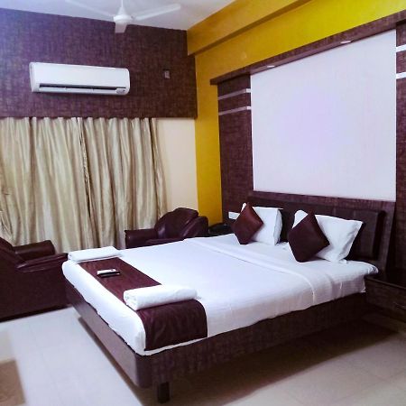 Aparthotel Pine Tree Kanchipuram Exterior foto